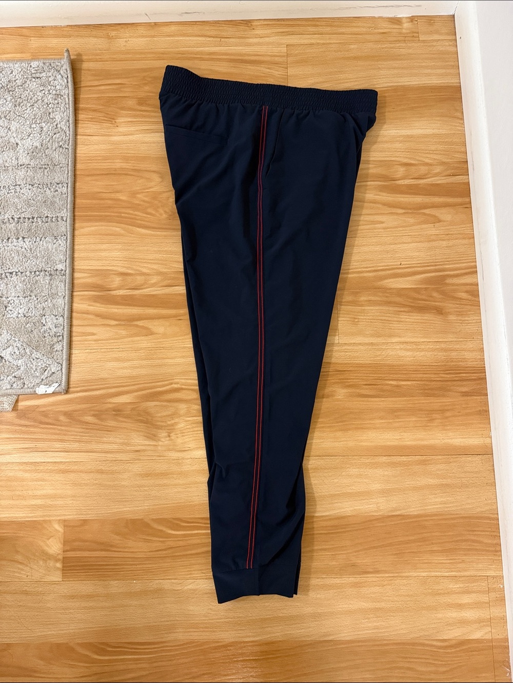 Banana Republic Navy Elastic Waist Jogger Pants - Picture 3 of 3